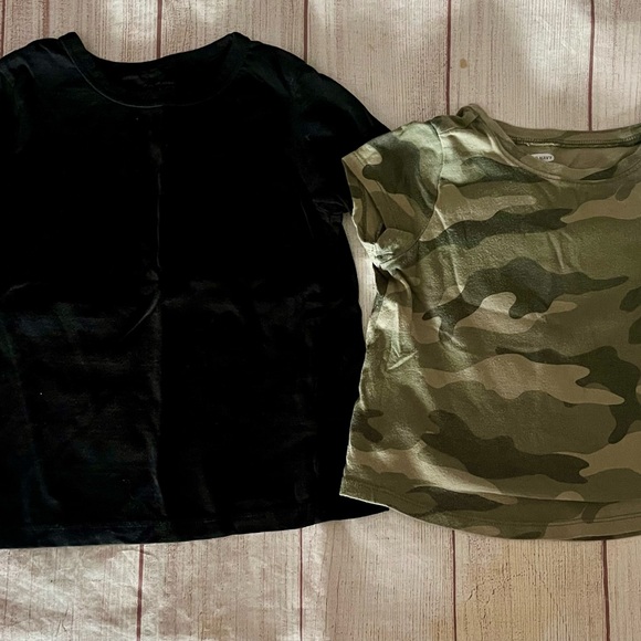 Children’s Place/Old Navy 3T Tees - Picture 1 of 5